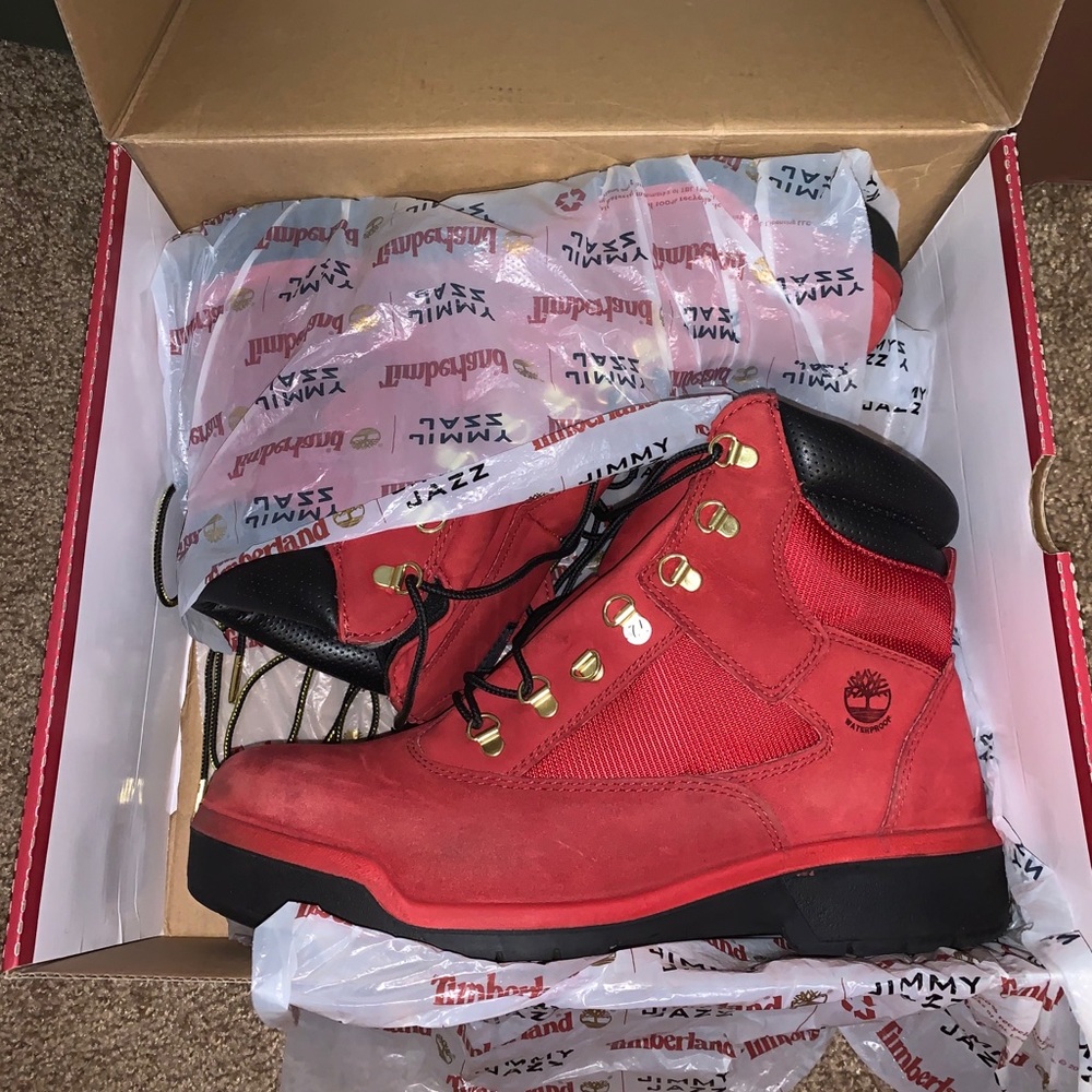 TIMBERLAND BOOTS SIZE 10.5